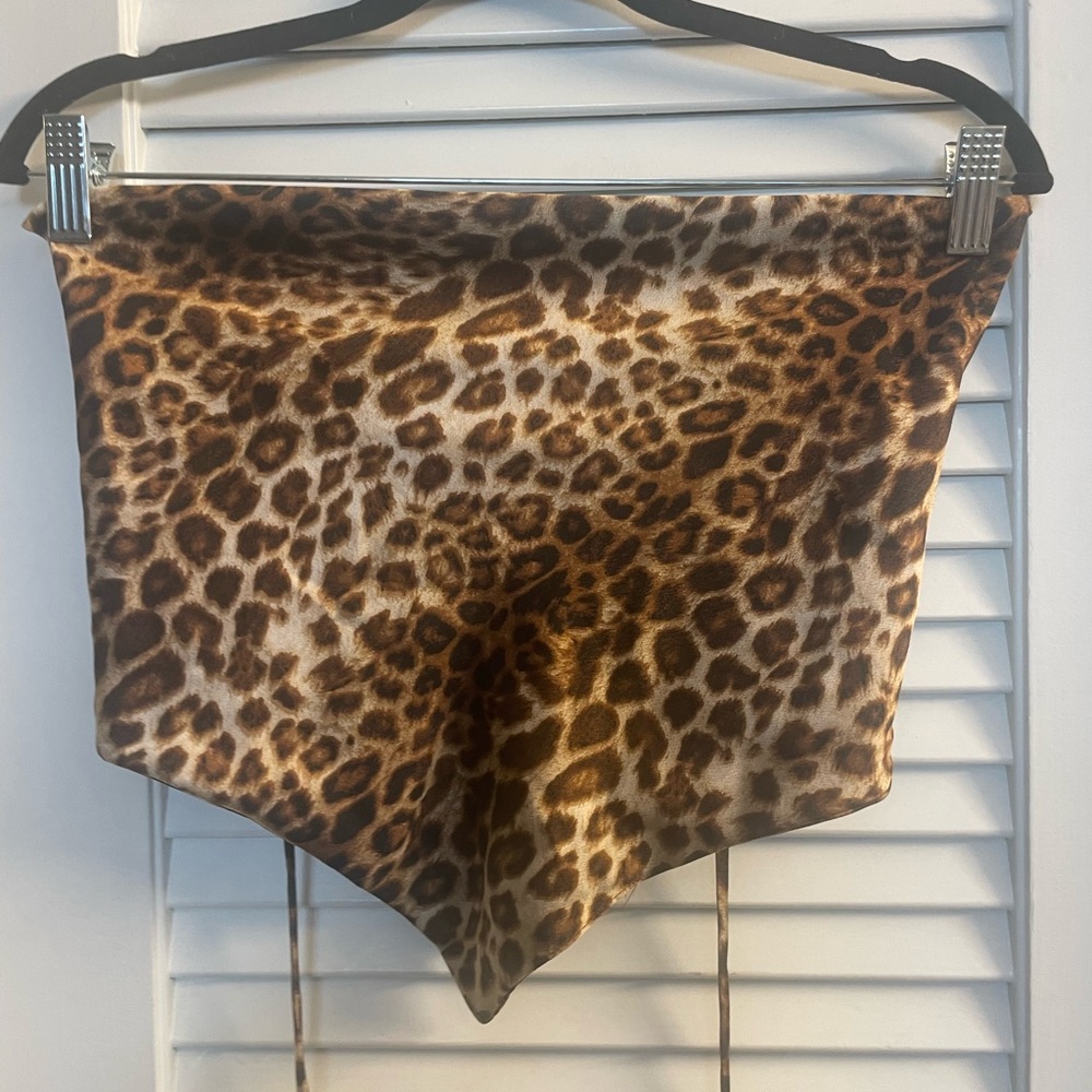 Amable Size M Soft Leopard Animal Print 90s Y2K Kerchief Scarf Tie Back Halter
